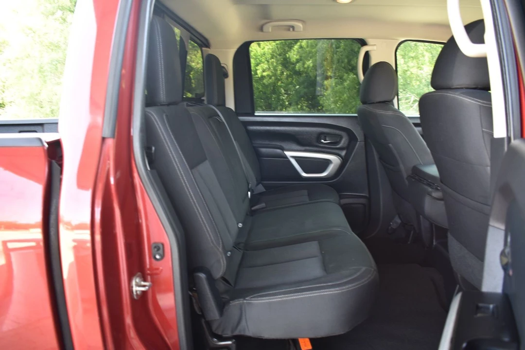 2017 Nissan Titan 2nd Gen - Image 14 of 20