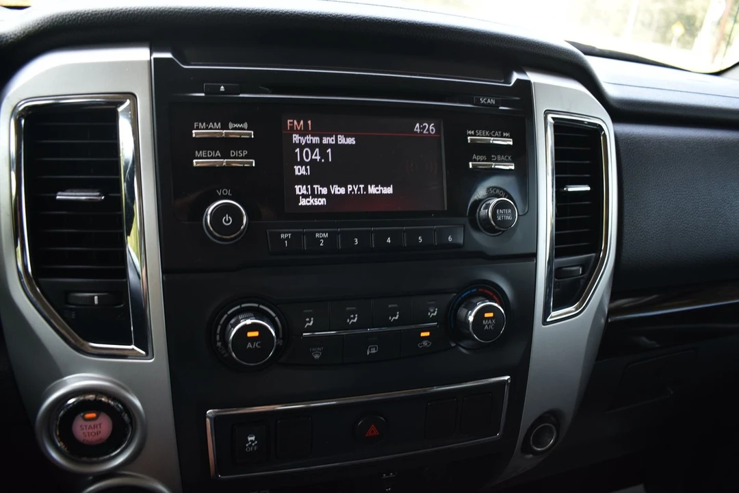 2017 Nissan Titan 2nd Gen - Image 12 of 20
