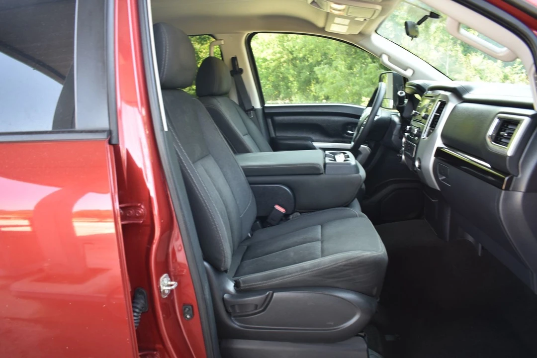 2017 Nissan Titan 2nd Gen - Image 15 of 20