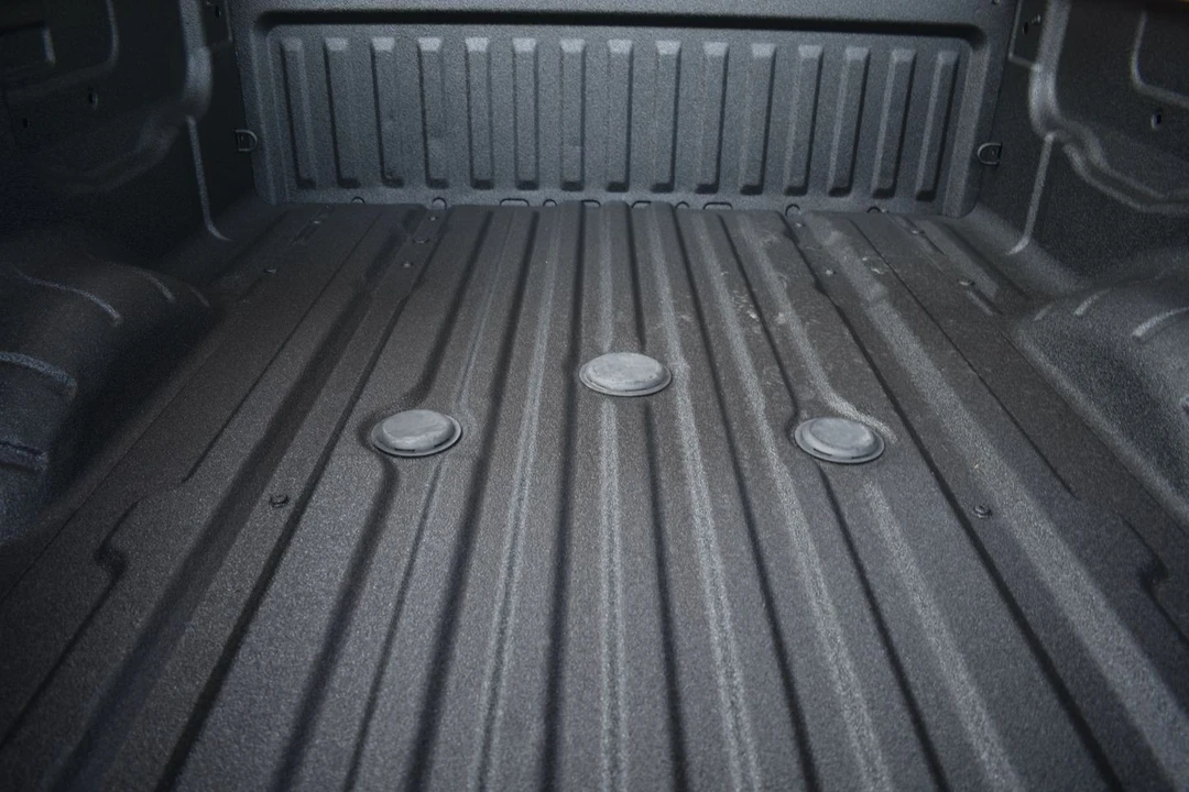 2017 Nissan Titan 2nd Gen - Image 9 of 20