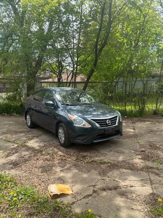 2017 Nissan Versa - Image 3 of 12