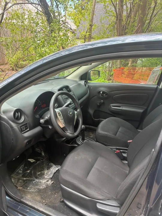 2017 Nissan Versa - Image 11 of 12