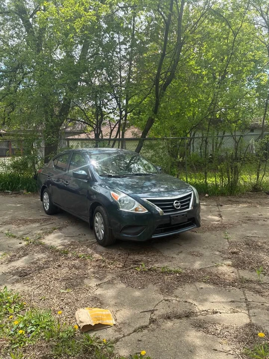 2017 Nissan Versa - Image 2 of 12