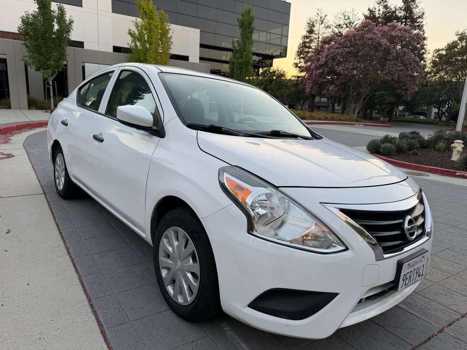 2017 Nissan Versa - Image 3 of 20