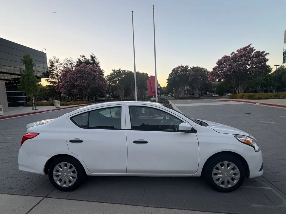 2017 Nissan Versa - Image 4 of 20