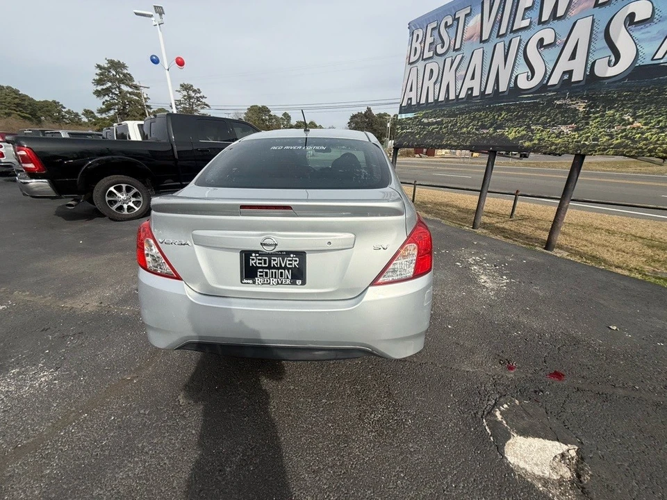 2017 Nissan Versa - Image 6 of 12