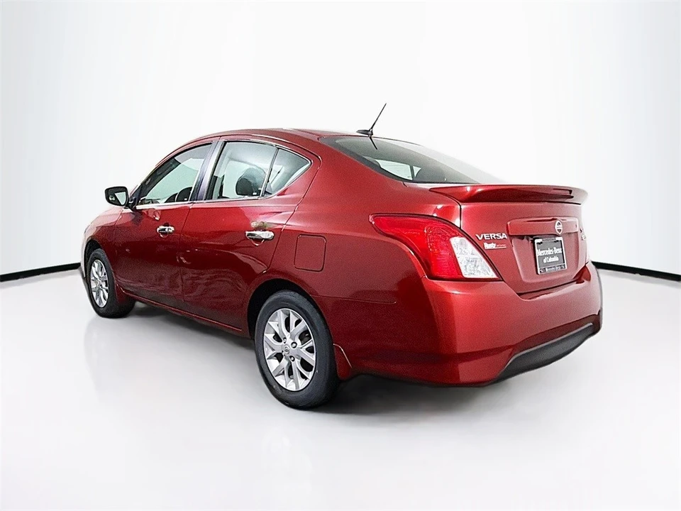 2017 Nissan Versa - Image 5 of 12