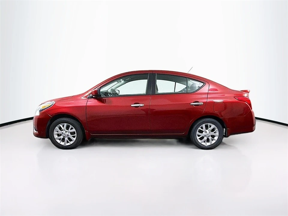 2017 Nissan Versa - Image 4 of 12