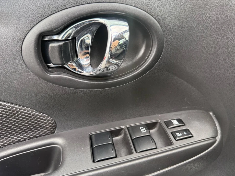 2017 Nissan Versa - Image 16 of 21