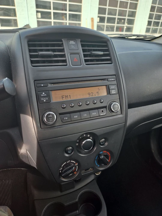2017 Nissan Versa - Image 6 of 13