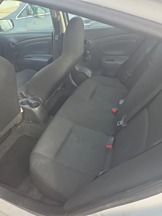 2017 Nissan Versa - Image 8 of 13