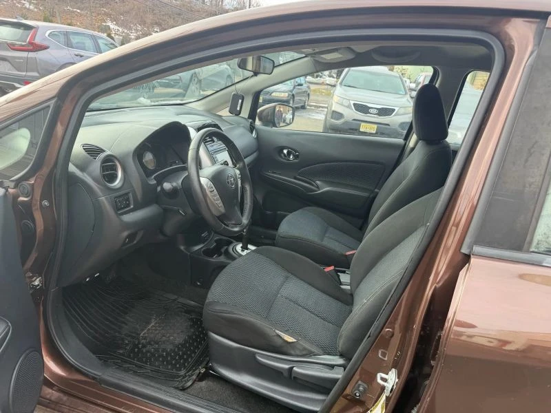 2017 Nissan Versa - Image 10 of 12