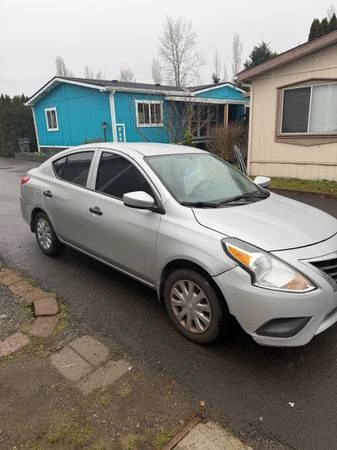 2017 Nissan Versa - Image 5 of 8
