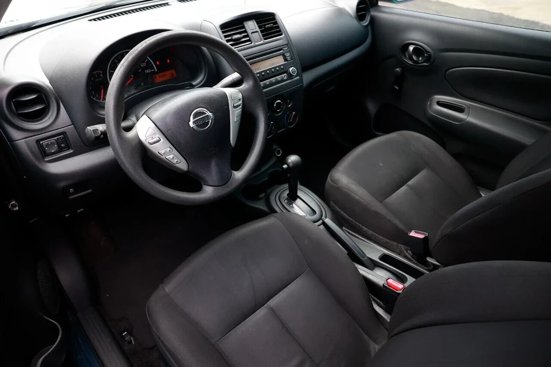2017 Nissan Versa - Image 4 of 12