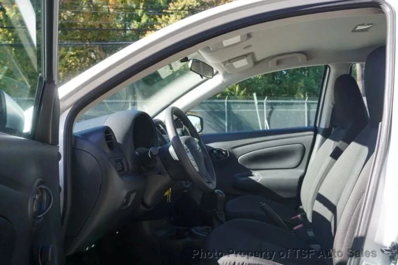2017 Nissan Versa - Image 10 of 12