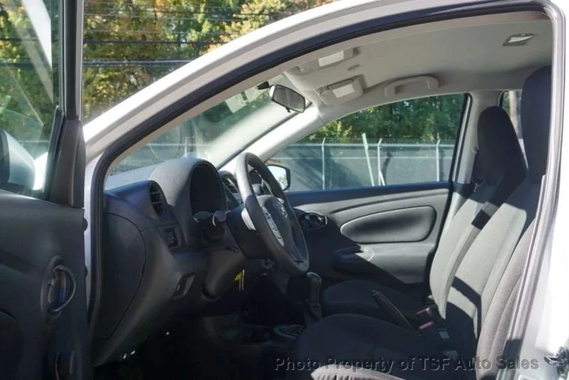 2017 Nissan Versa - Image 10 of 12