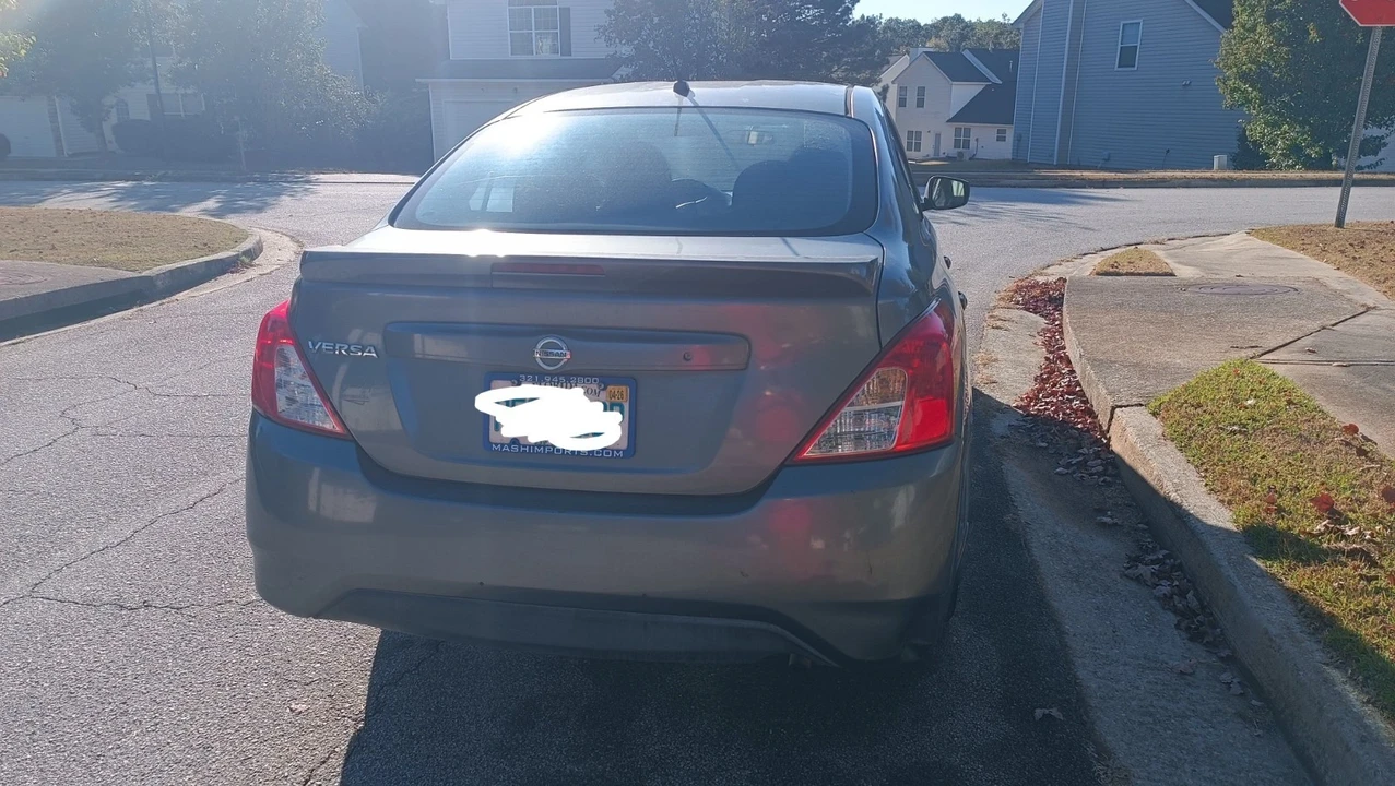 2017 Nissan Versa - Image 3 of 19