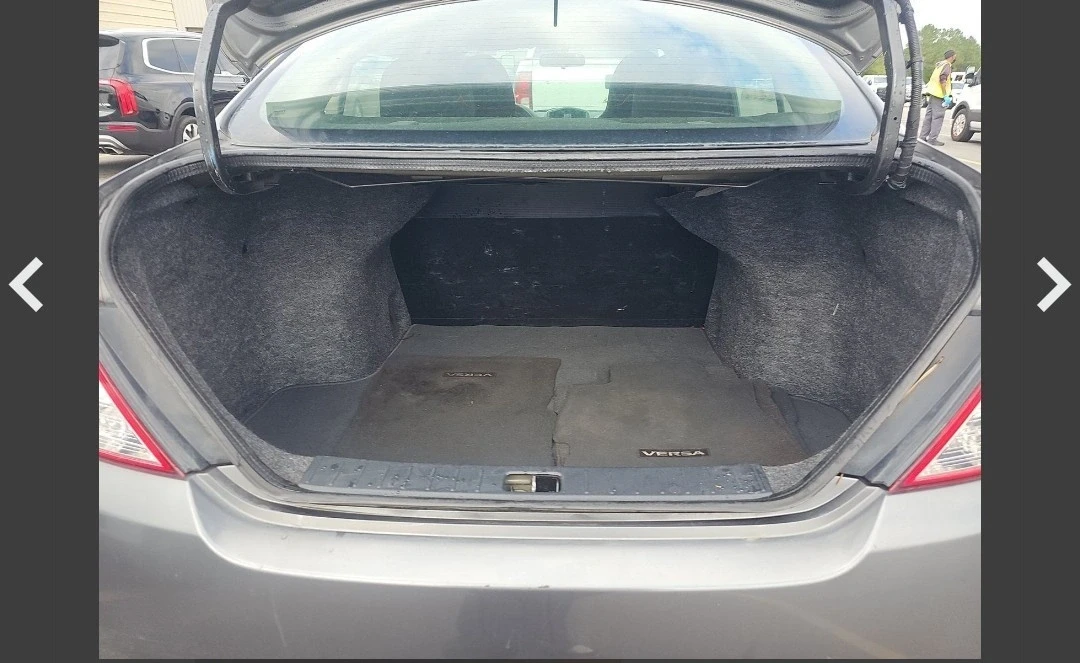 2017 Nissan Versa - Image 11 of 19