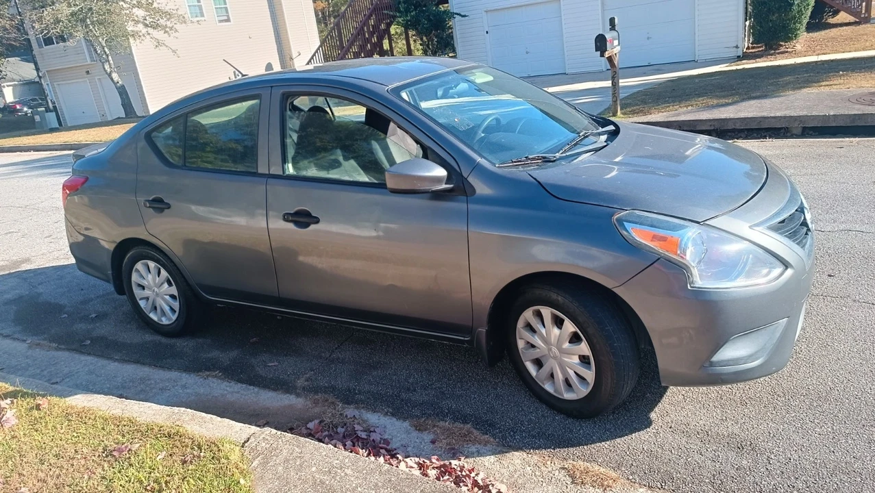 2017 Nissan Versa - Image 7 of 19
