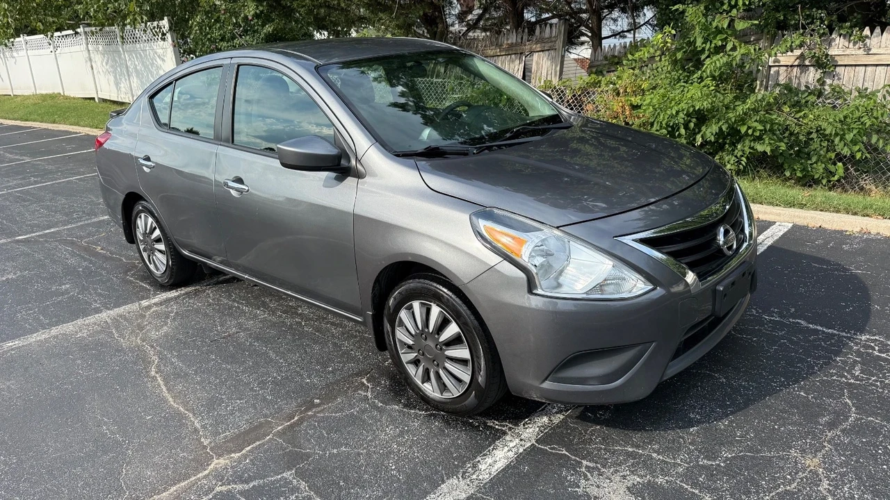 2017 Nissan Versa - Image 3 of 18