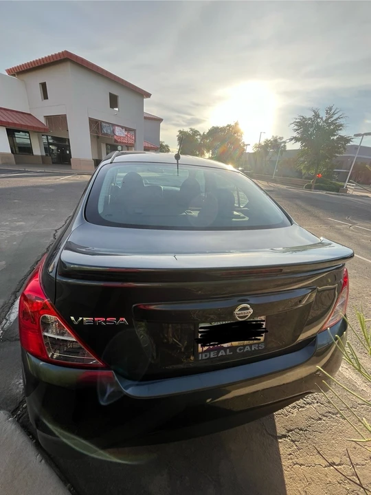 2017 Nissan Versa - Image 4 of 15