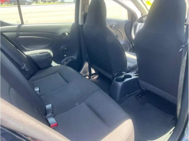 2017 Nissan Versa - Image 8 of 11