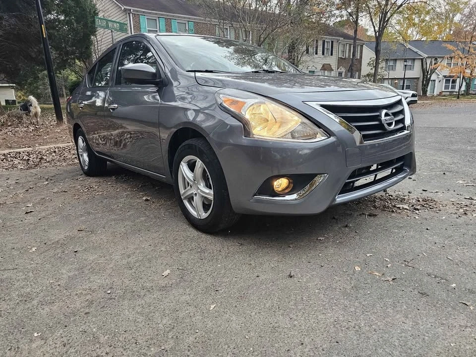 2017 Nissan Versa - Image 2 of 6