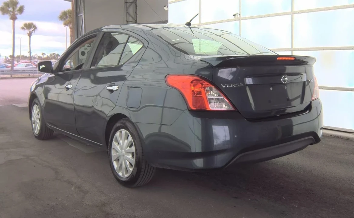 2017 Nissan Versa - Image 2 of 12