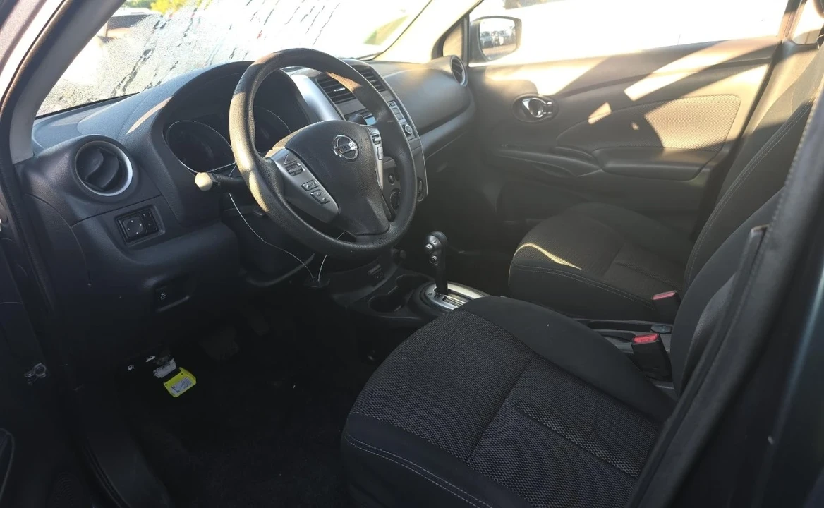 2017 Nissan Versa - Image 9 of 12