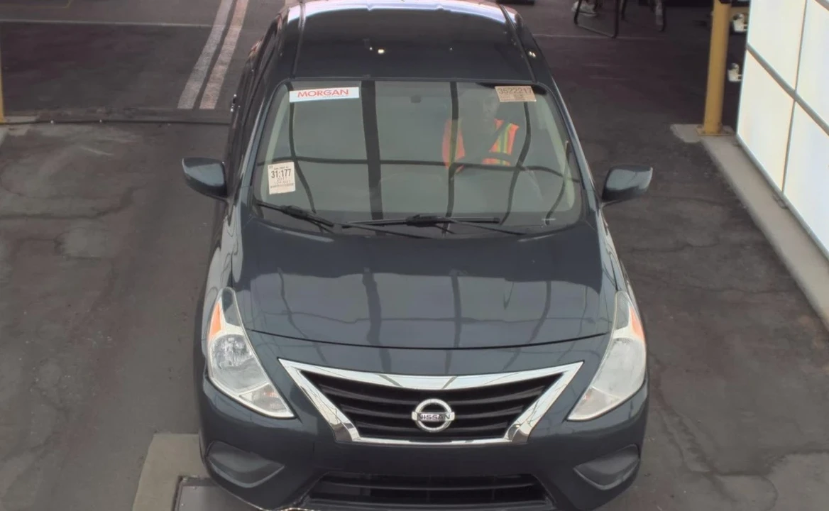 2017 Nissan Versa - Image 7 of 12