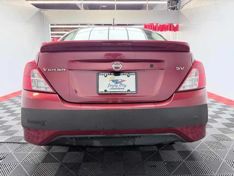 2017 Nissan Versa - Image 7 of 12