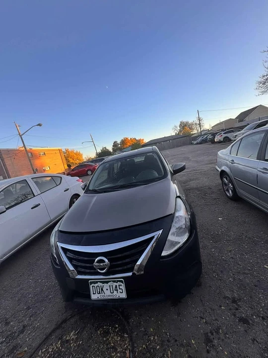 2017 Nissan Versa - Image 5 of 11