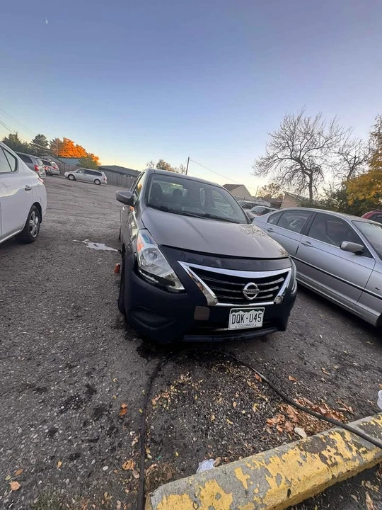 2017 Nissan Versa - Image 6 of 11