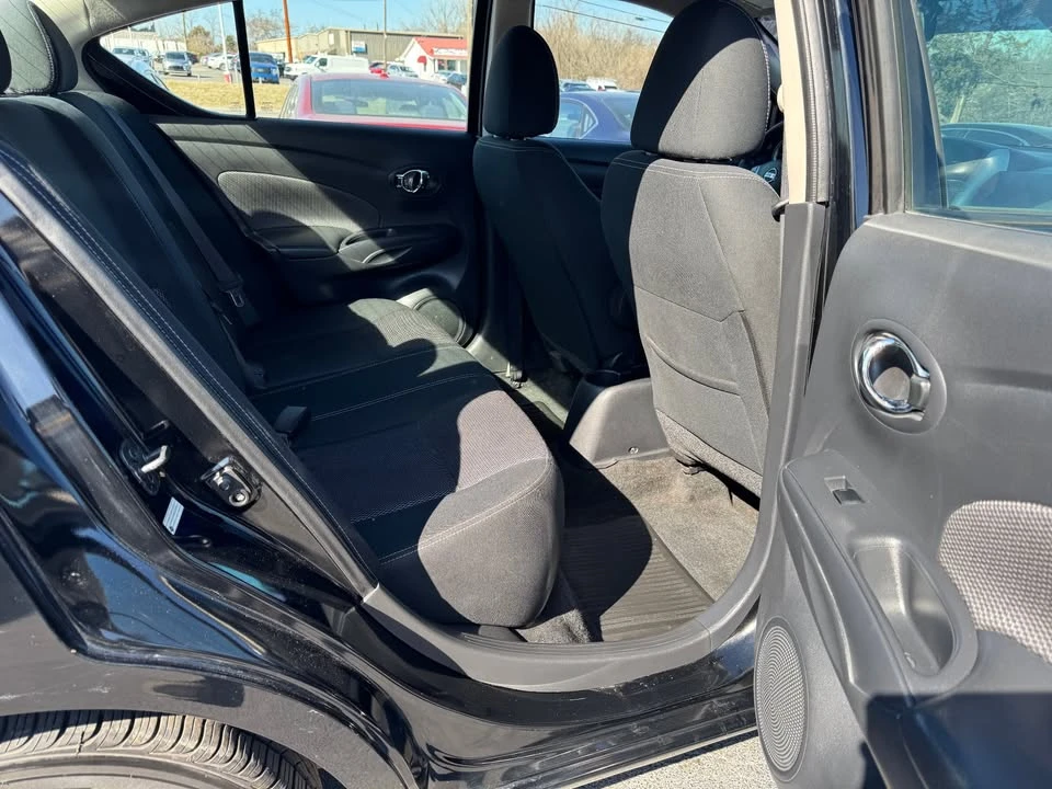 2017 Nissan Versa - Image 11 of 19