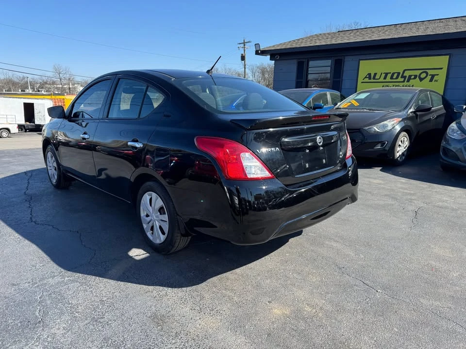 2017 Nissan Versa - Image 6 of 19