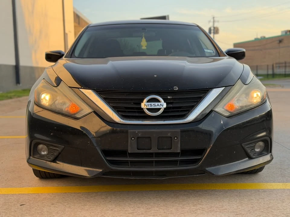 2017 Nissan Altima 5th Gen - Image 5 of 13
