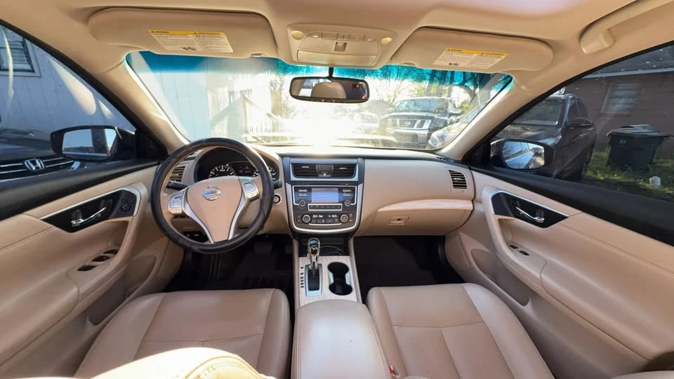 2017 Nissan Altima 5th Gen - Image 9 of 16