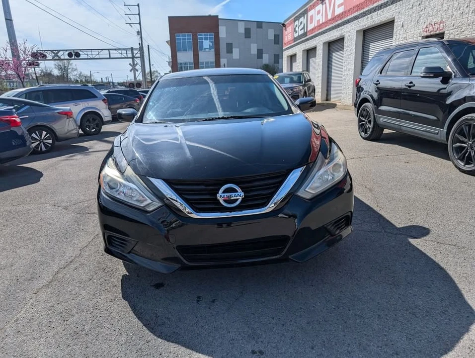 2017 Nissan Altima 5th Gen - Image 3 of 20