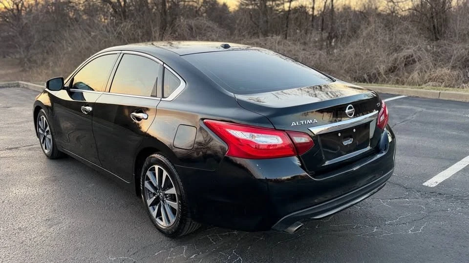 2017 Nissan Altima 5th Gen - Image 7 of 20
