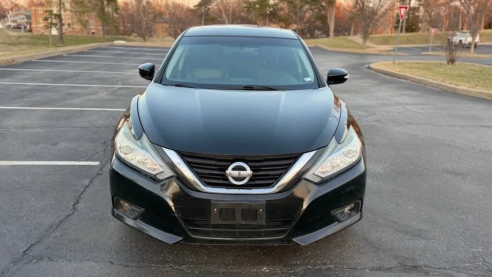 2017 Nissan Altima 5th Gen - Image 2 of 20