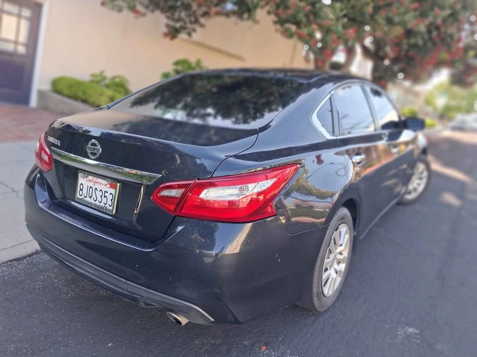 2017 Nissan Altima 5th Gen - Image 2 of 14