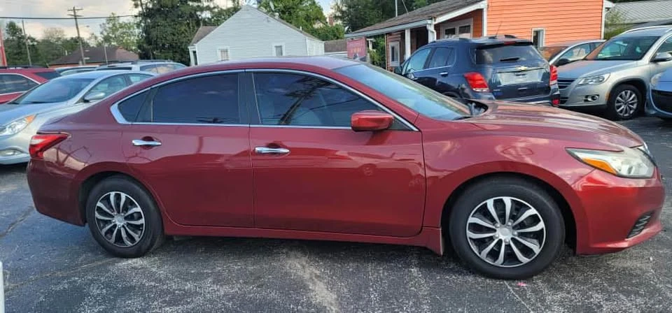 2017 Nissan Altima 5th Gen - Image 5 of 15