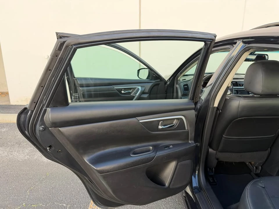 2017 Nissan Altima 5th Gen - Image 15 of 20