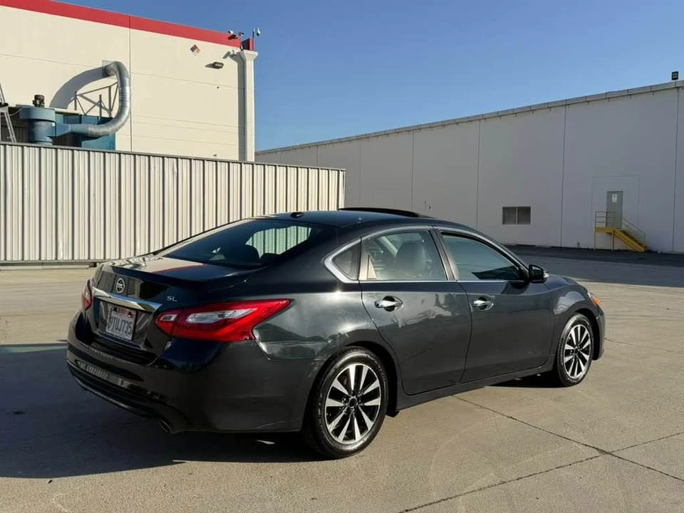 2017 Nissan Altima 5th Gen - Image 17 of 20