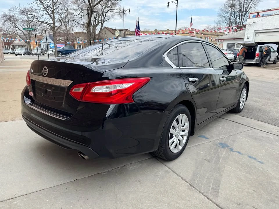 2017 Nissan Altima 5th Gen - Image 3 of 8