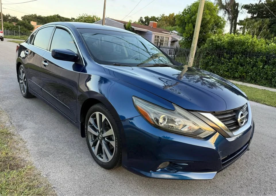 2017 Nissan Altima 5th Gen - Image 5 of 8