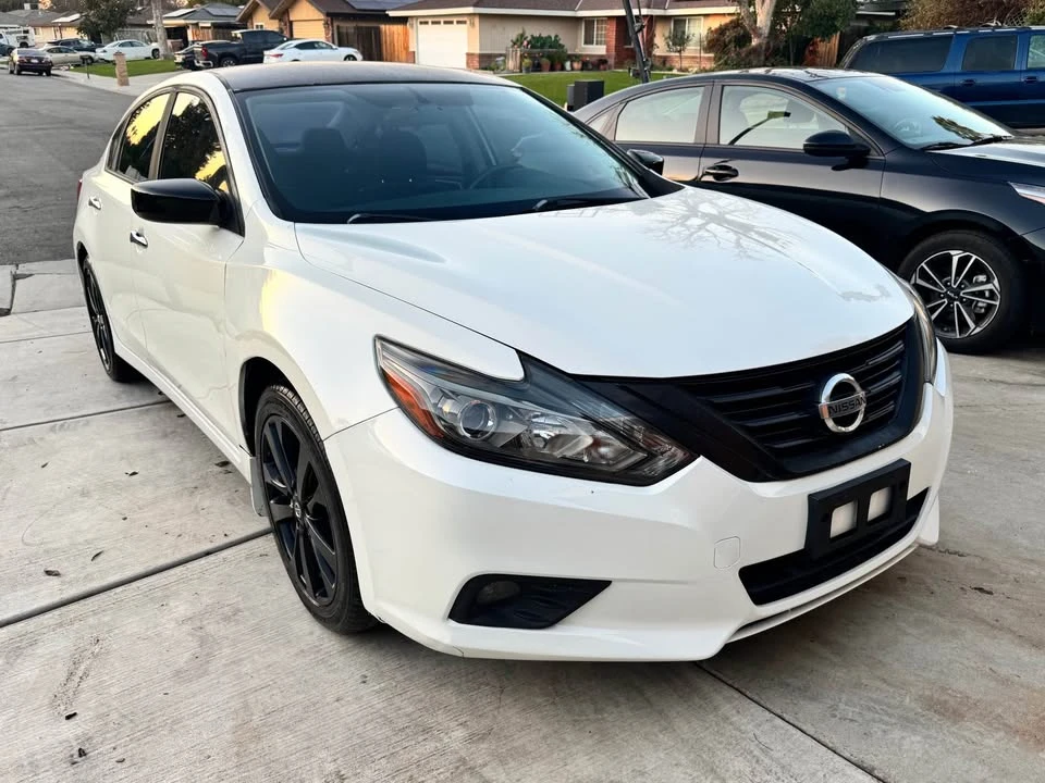 2017 Nissan Altima 5th Gen - Image 3 of 6