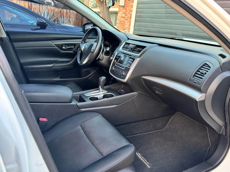 2017 Nissan Altima 5th Gen - Image 4 of 6