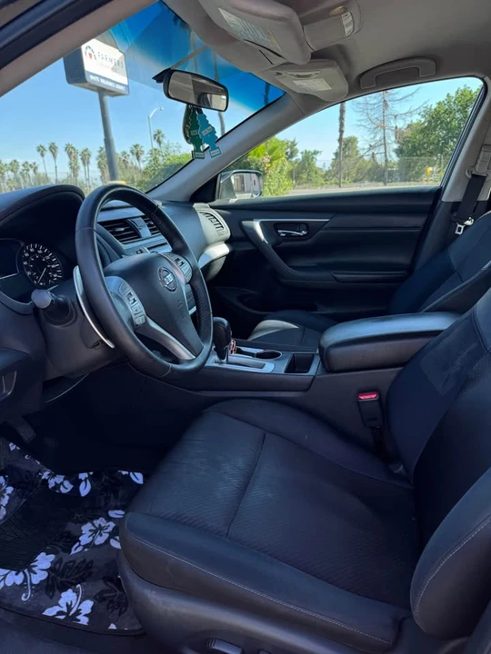 2017 Nissan Altima 5th Gen - Image 12 of 20