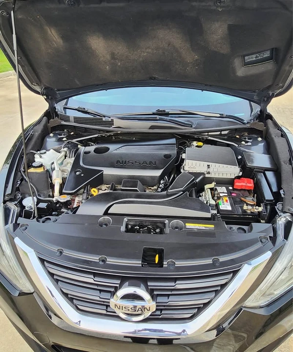 2017 Nissan Altima 5th Gen - Image 3 of 9
